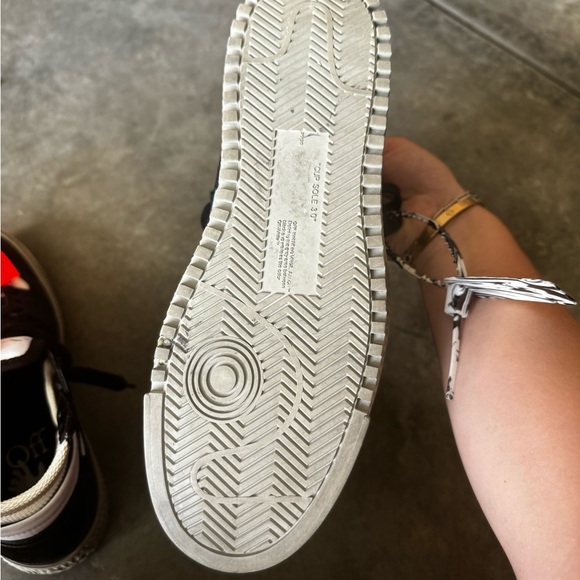 Off-White
3.0 Off Court high-top sneakers - Picture 2 of 6